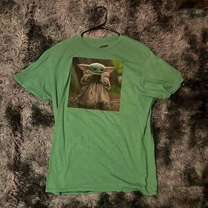 baby yoda graphic tee